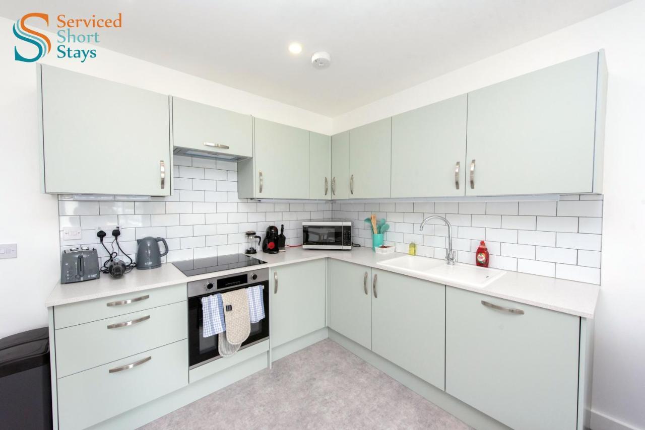 Bella, Two Bedroom Apartment Close To The Beach Маргейт Екстериор снимка
