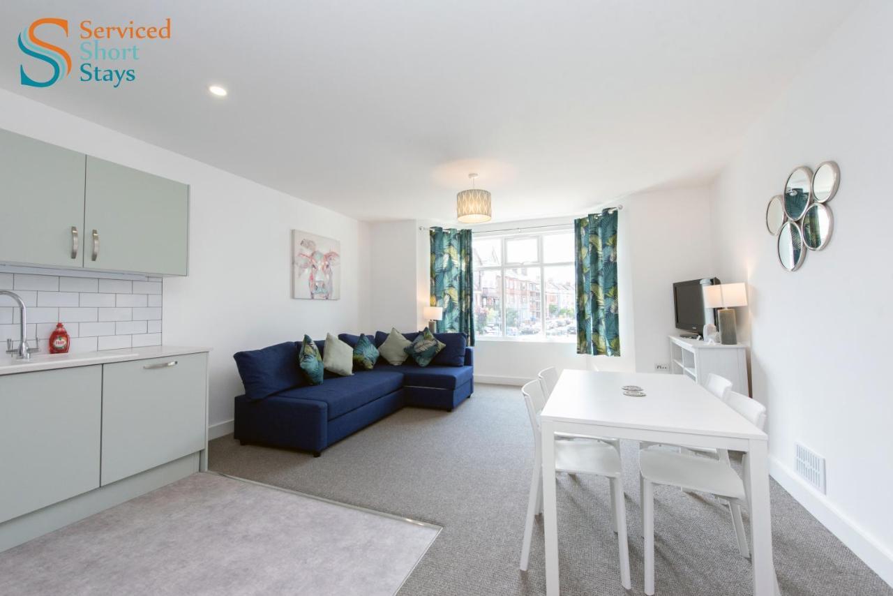 Bella, Two Bedroom Apartment Close To The Beach Маргейт Екстериор снимка